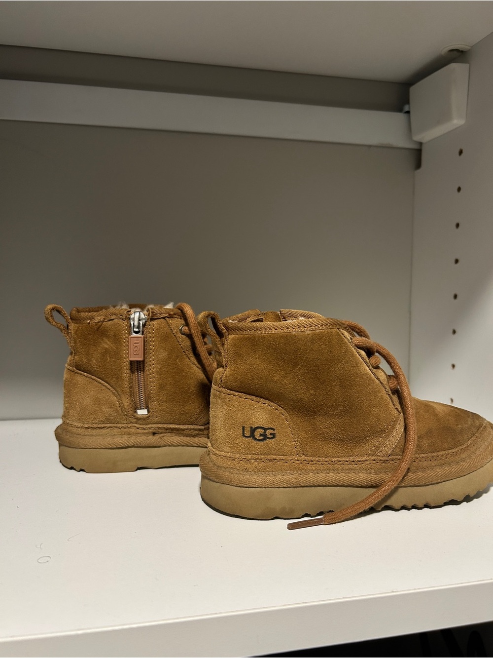 UGG Kids Chestnut Suede Lace-Up Ankle Boots Size 11